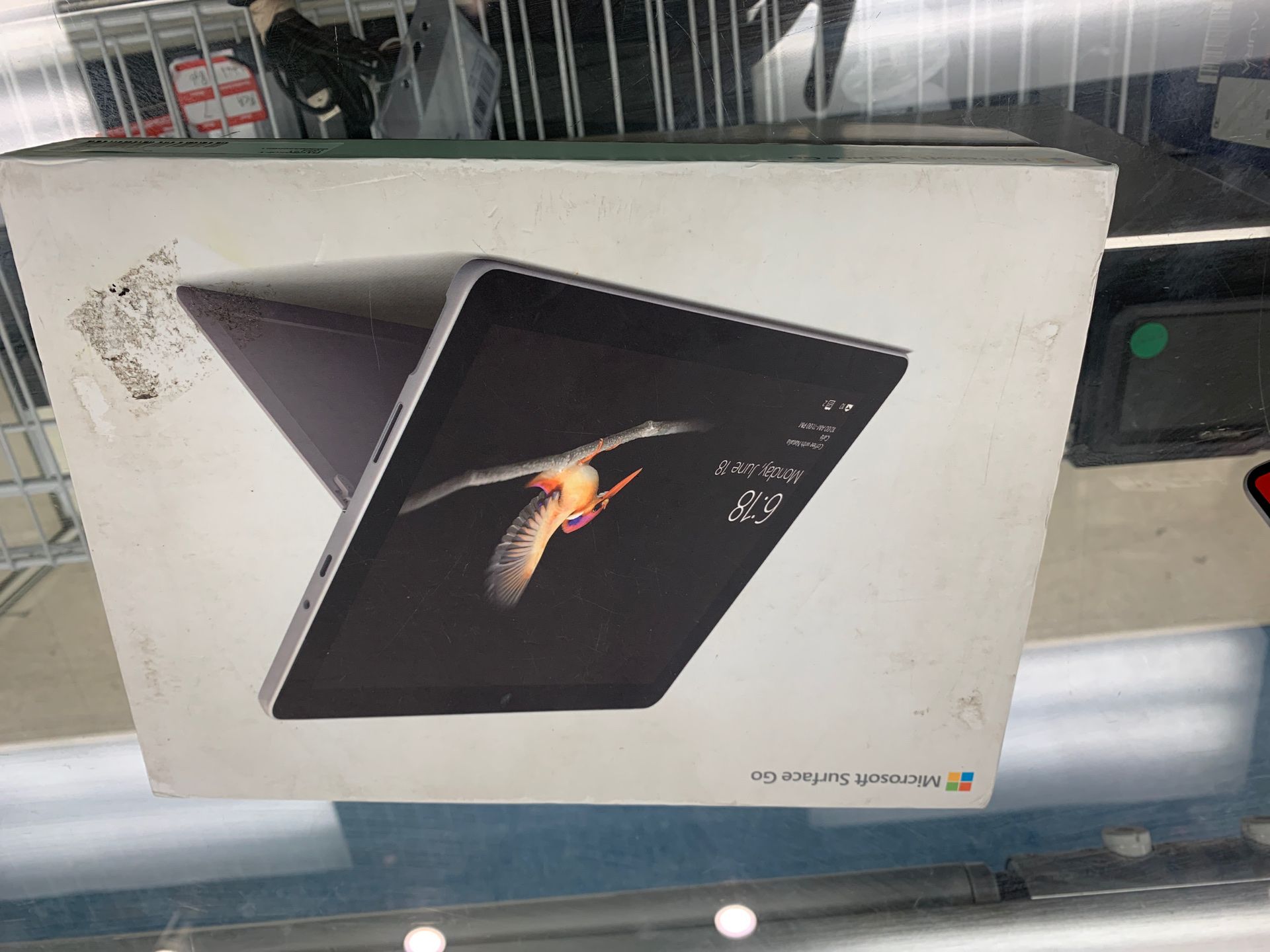 Microsoft Surface GO