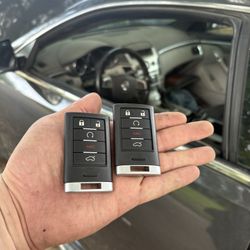 Car Keys • Smart Keys • Remotes • Llaves