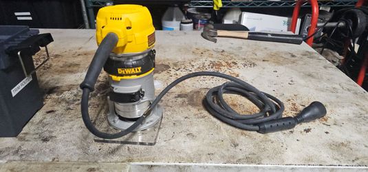 Dewalt trim router