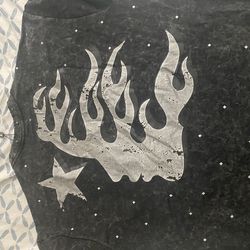 hail star T-shirt, black with rhinestones on the neck