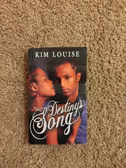 Destiny's Song by Kim Louise Paperback
