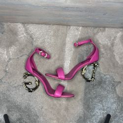 DOLGE&GABBANNA HEELS