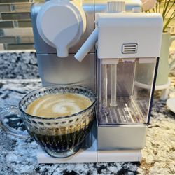 Nespresso Lattissima Touch Coffee Machine