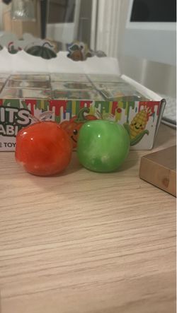 Slush apple squishy green and red