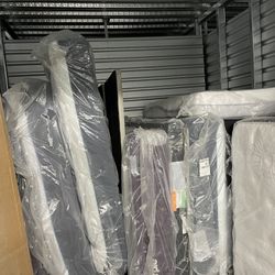 Low Prices & Delivery Available -Brand New king🤴/Queens 👑 /Twin Mattresses And Box Springs!!