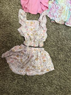Girls clothes