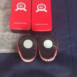Cyfie Boxing Kick Pad  And Mitts