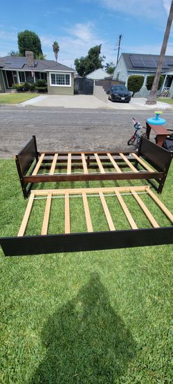 Twin frame bed