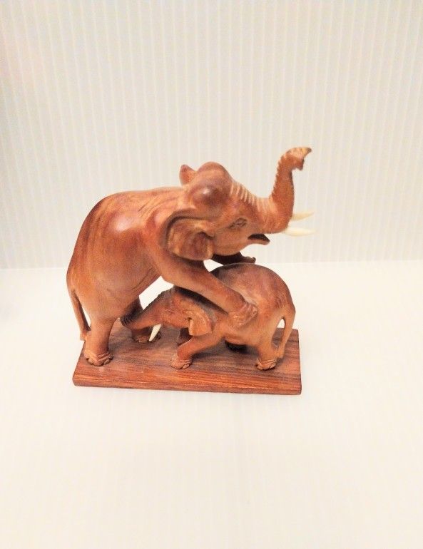 Set Of 3 Carved Playful Wooden Elephants