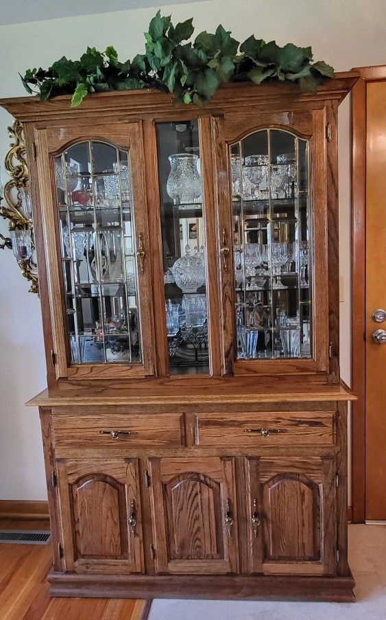 ANTIQUE CHINA CABINET