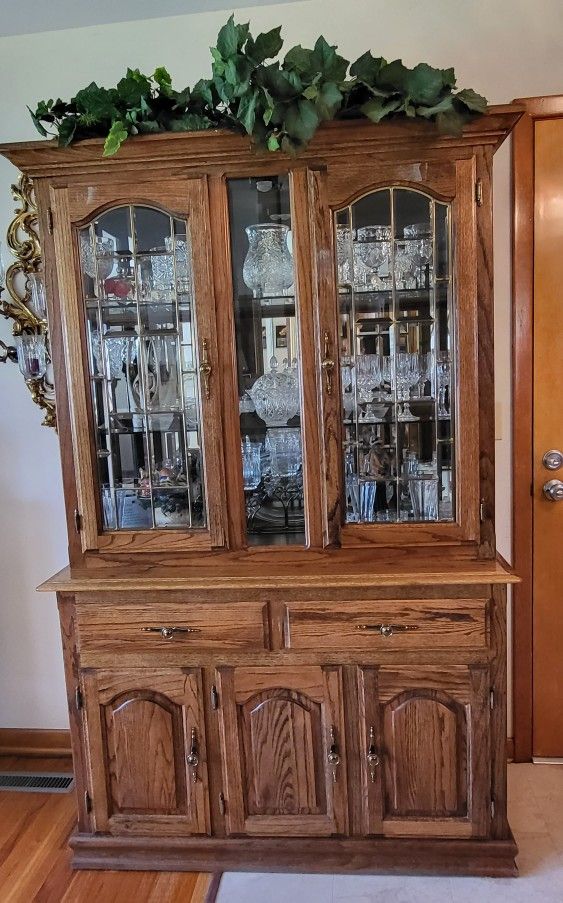 ANTIQUE CHINA CABINET 