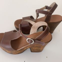 Brown Leather Wedge Sandal 👡 Woman Shoes