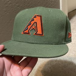 Dbacks Fitted Size 8
