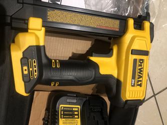 Dewalt Power Stapler