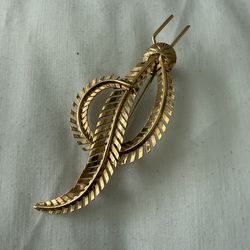 Vintage /Antique Jewelry Pin Leaves