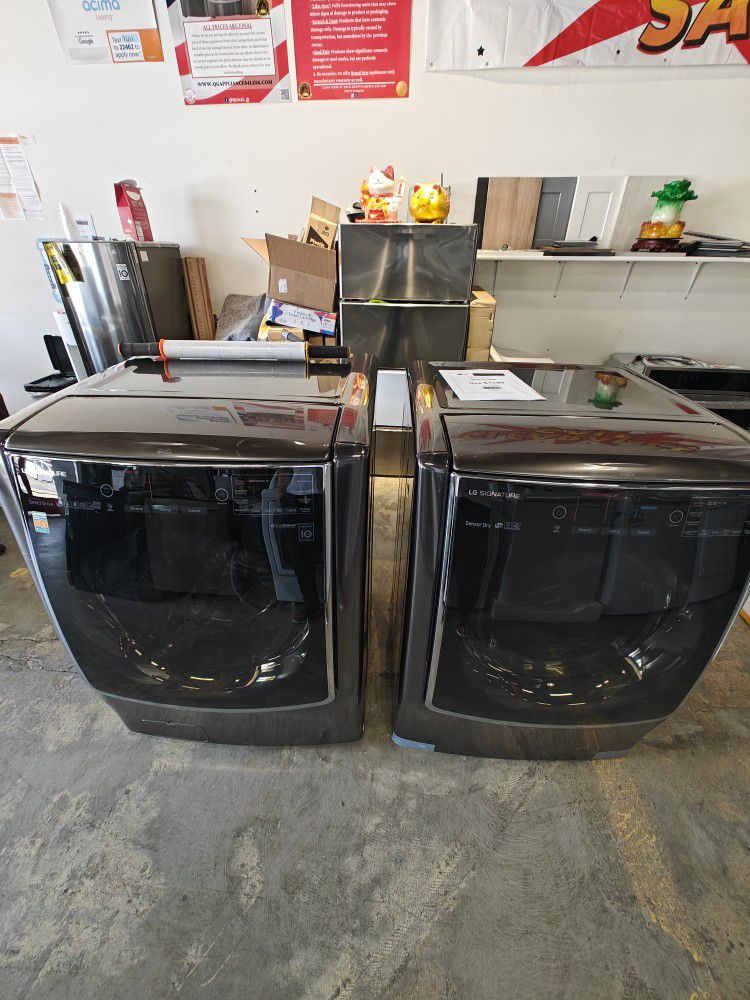 LG signature line washer and dryer set
