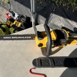 DEWALT FLEXVOLT 60V MAX 16in. Brushless Cordless Battery Powered Chainsaw (Tool Only