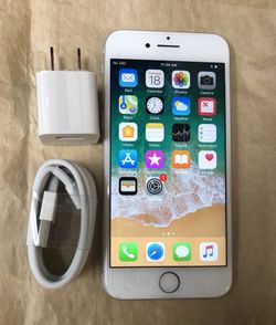iPhone 8 64GB Factory Unlocked-Silver