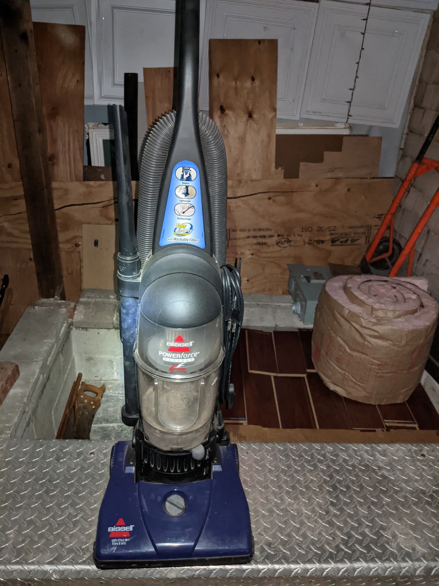 Bissel vacuum cleaner