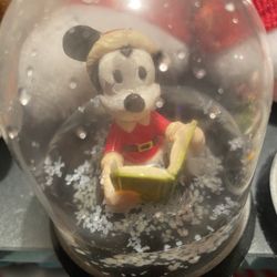 Christmas Small Walt Disney World Mickey Mouse and Donald Duck Snow Globes