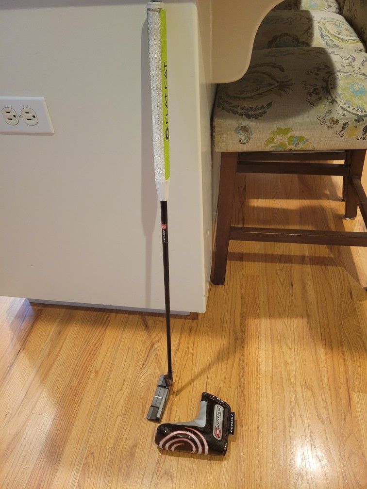 Odyssey O Works 2W Putter FLAT CAT Grip