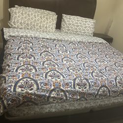 Good condition king size mattress on sale.