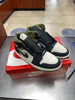 Nike Air Jordan 1 Mid SE sneakers