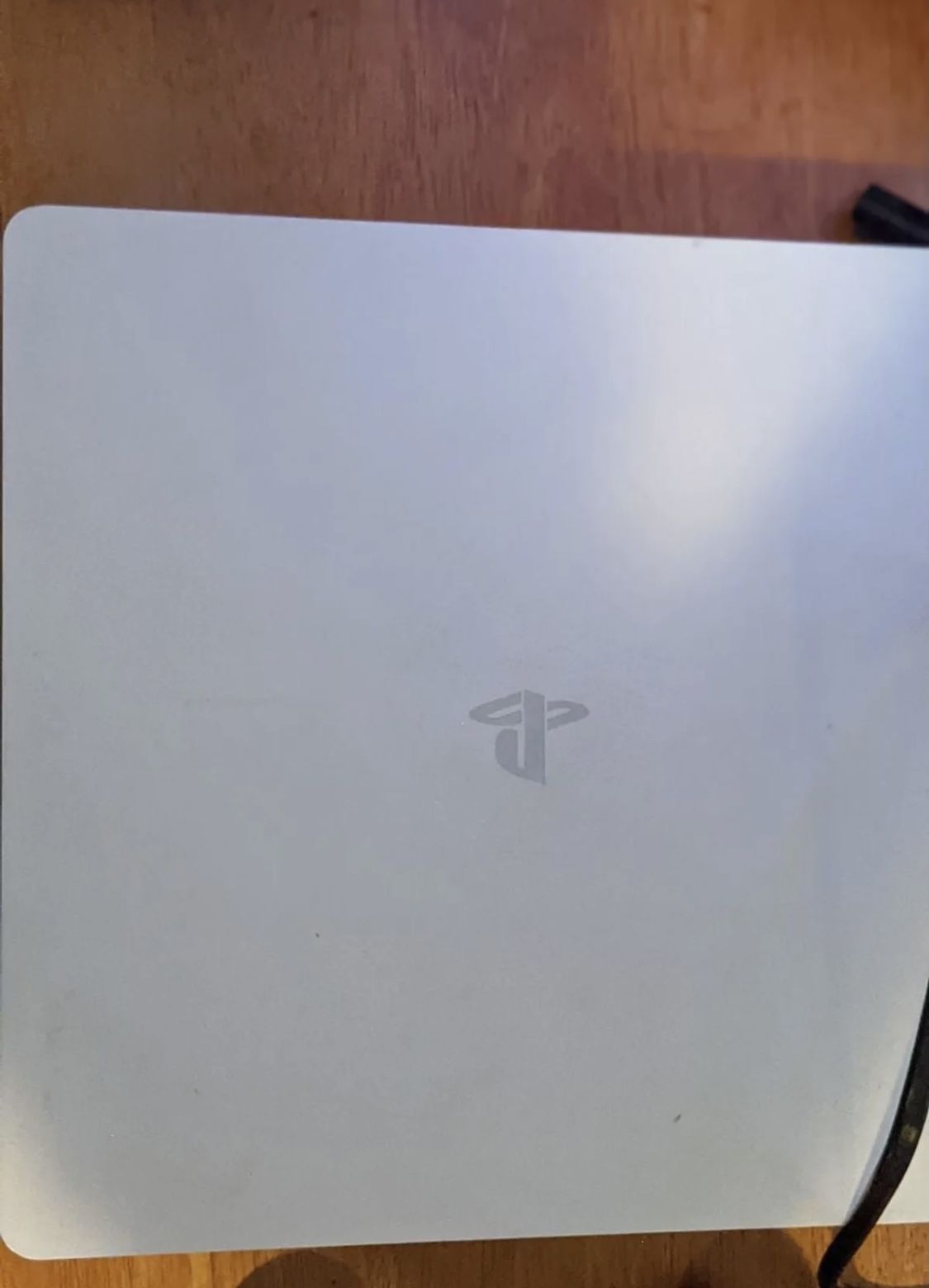 White ps4
