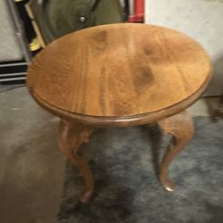 4 Round End Tables 
