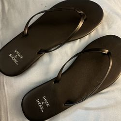 Black Shade & Shore Flip Flops Size 7