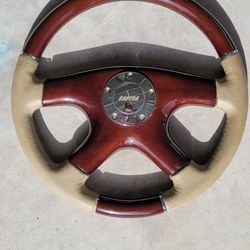 Woodgrain Steering Wheel 