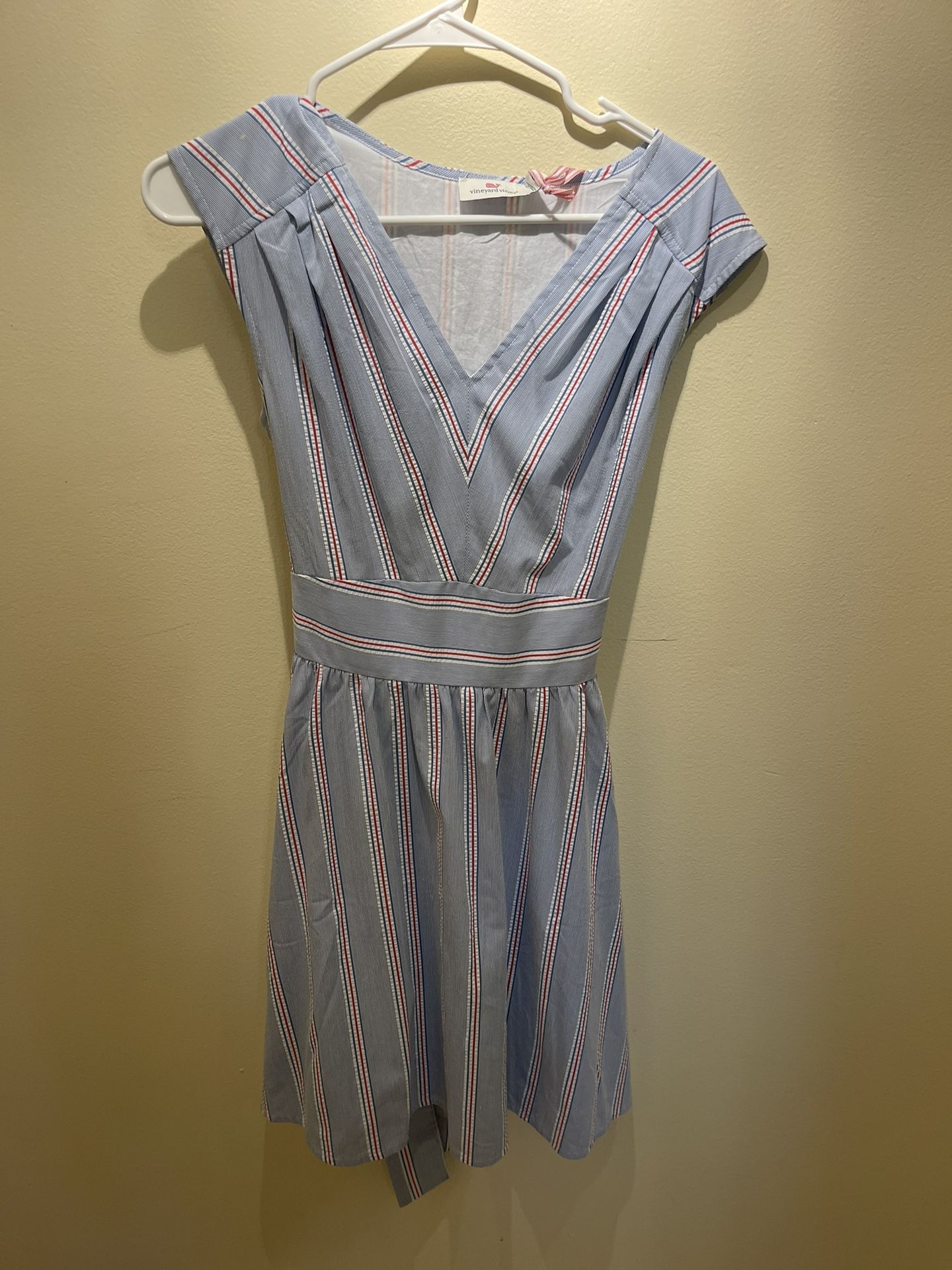 Vineyard Vines Striped Seersucker Tie dress NWT SIZE