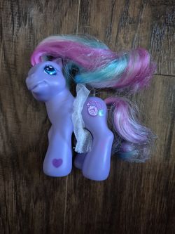 My Little Pony LAVENDER LOCKET Target Exclusive (2005) Hasbro