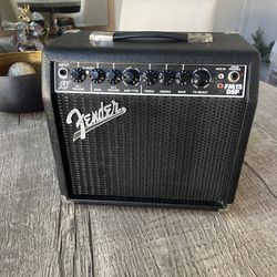 Fender FM15 DSP “Combo Amp”