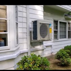 Daikin Ductless Heat Pump System