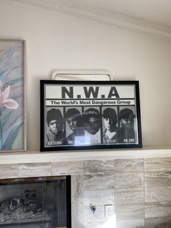 NWA POSTER WITH FRAME ๐ผ
