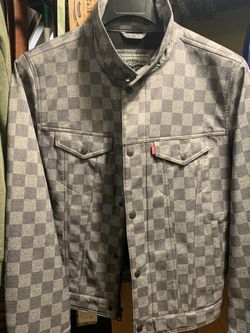 Men’s Levi Checkered Jacket M New without tags