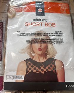 Short Blond Hair New In Bag! Halloween 🎃