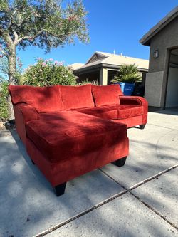 Free Delivery Sectional