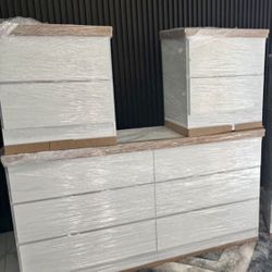 Dresser And 2 Nightstands - Cómoda Y 2 Mesitas De Noche 