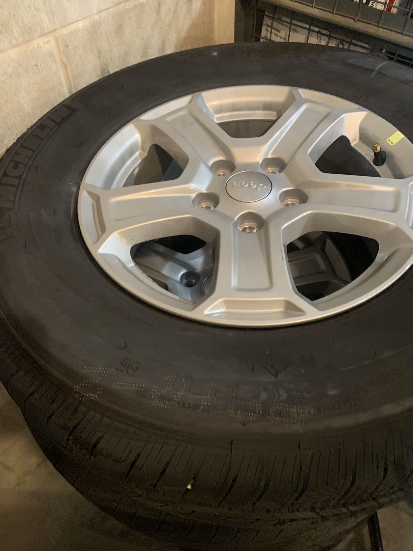5 New Jeep Tires With Wheels