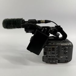 Sony Cinema Line FX6 ILME-FX6V Cinema Camera 153 Hours