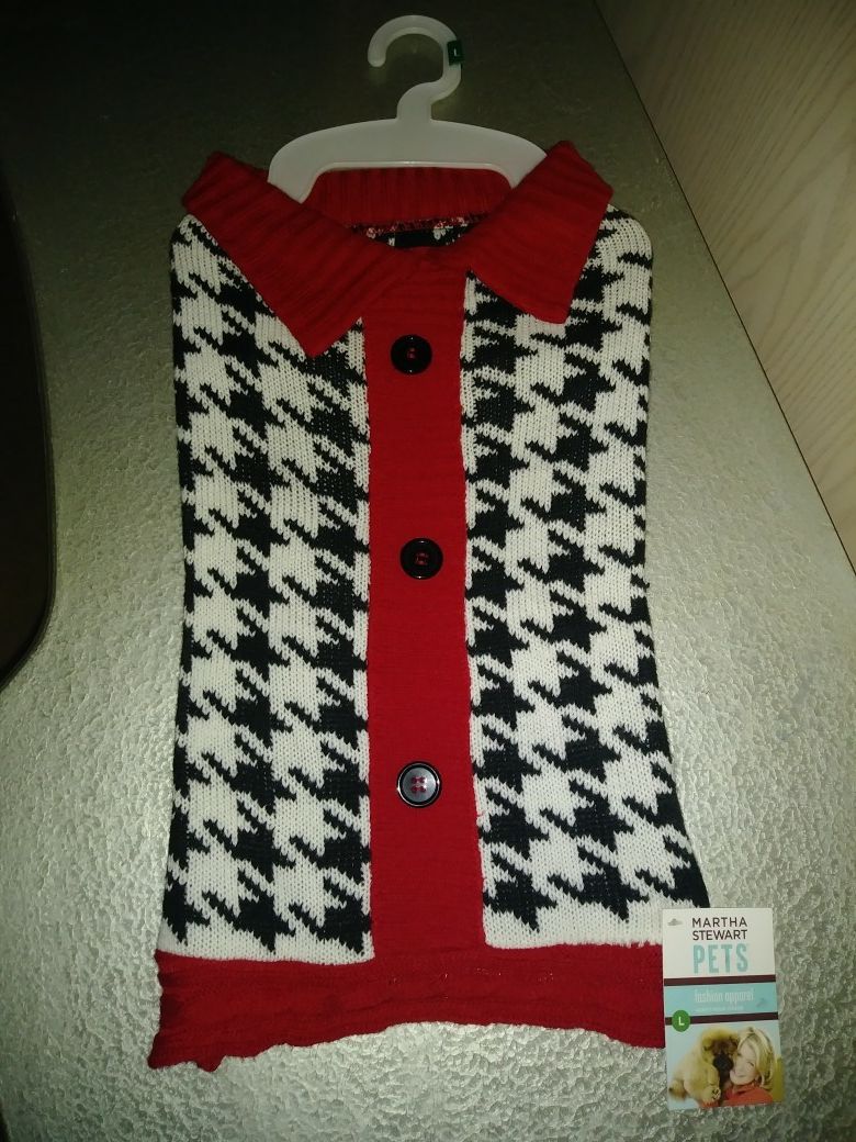 Martha stewart dog sweater large. 10.00