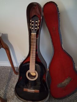 Used Lucero Classical Guitar