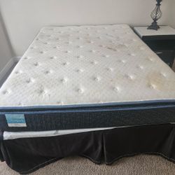 Full Size Mattress With Frame And Night Stand 