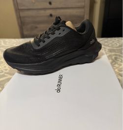Alo Runner Shoes