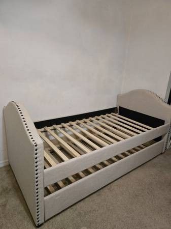 Twin Daybed With Pull Out Trundle