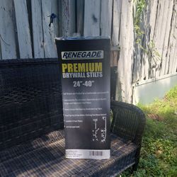 Renegade Premium Drywall Stilts (Model RGPRO2440) ( BRAND NEW )
