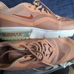 Air max sequent rose deals