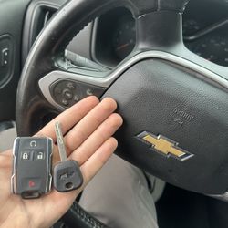 key fobs/ llaves y controles para carros 